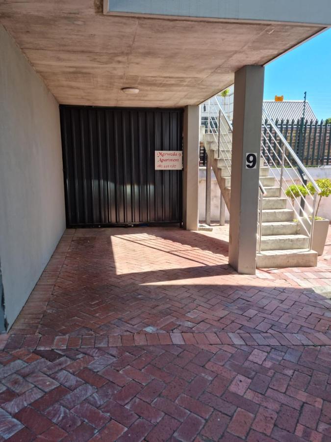 Modern, Centrally Located Dorp Street Apartment Stellenbosch Extérieur photo