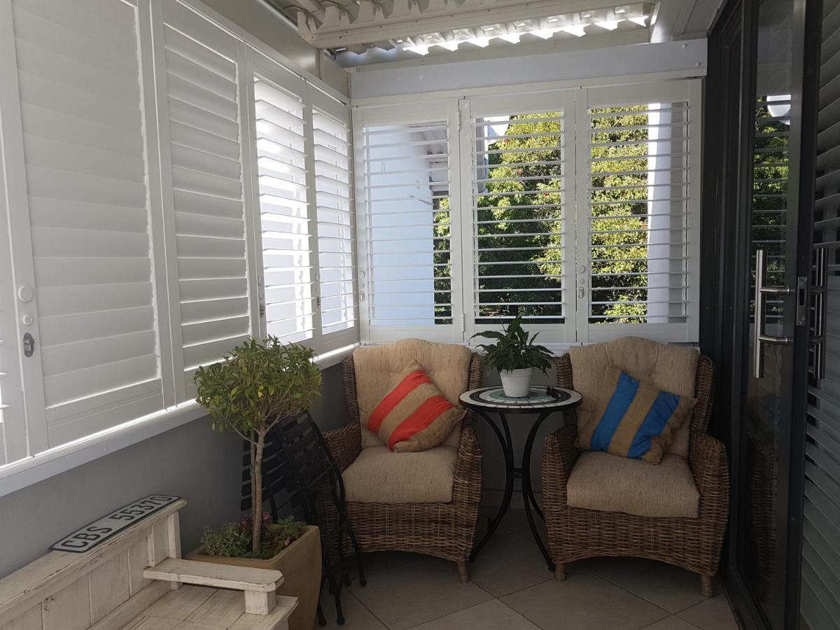 Modern, Centrally Located Dorp Street Apartment Stellenbosch Extérieur photo
