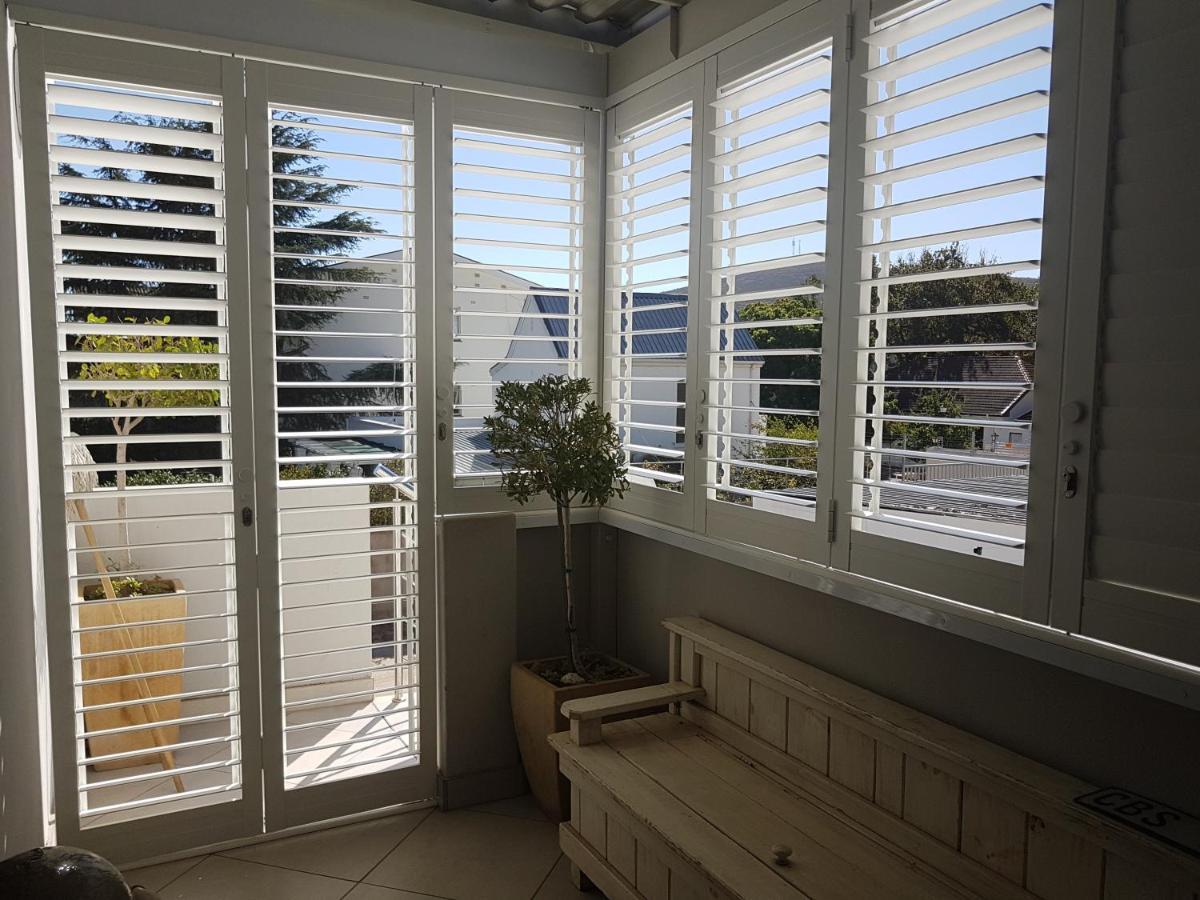 Modern, Centrally Located Dorp Street Apartment Stellenbosch Extérieur photo